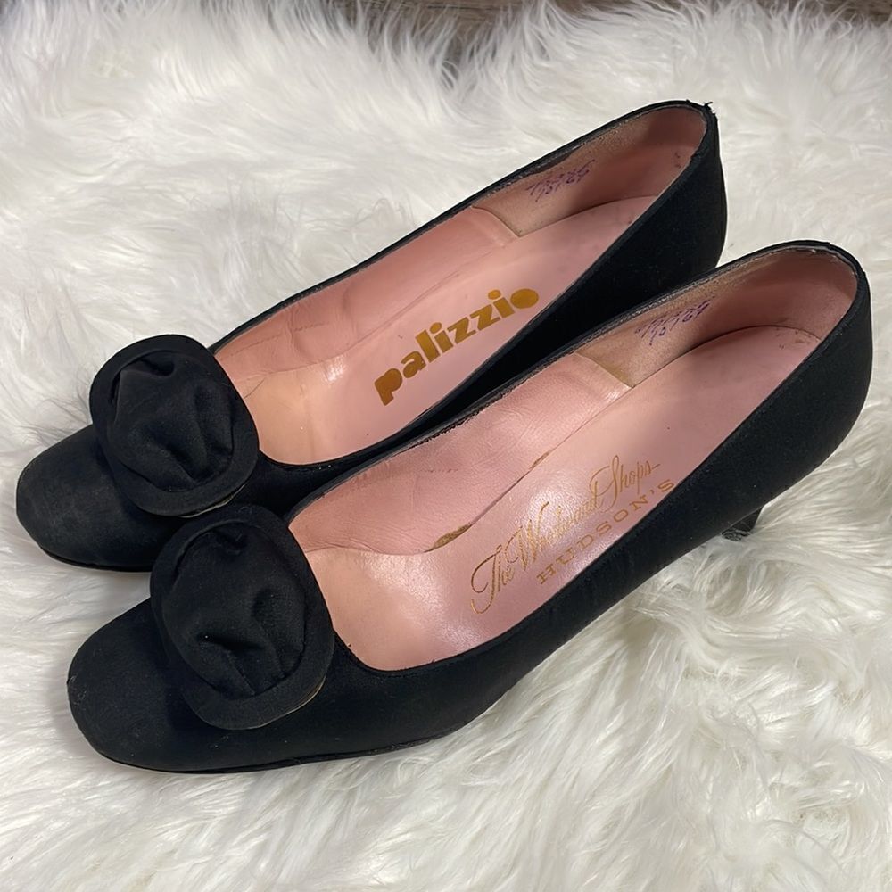 Palizzio Vintage The Woodward Shops Hudsons Ladies Black Heels, Size 6B